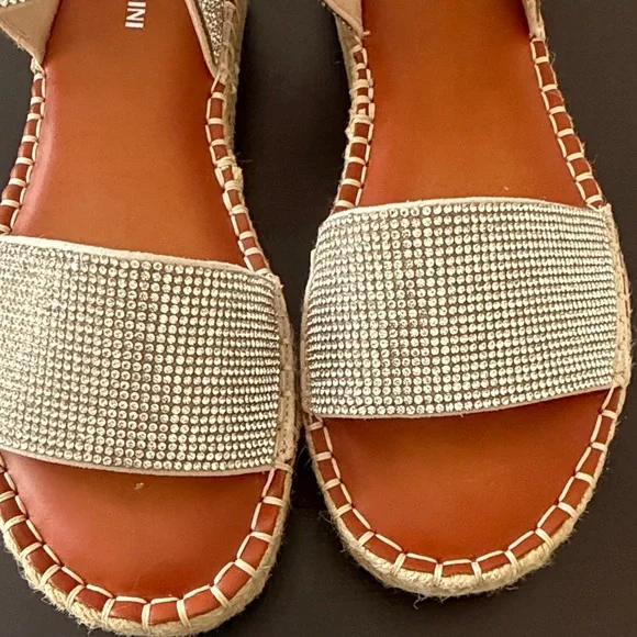 Gianni Bini Elegant Women's Sandals with Rhinestone Detailing - Picture 6 of 7